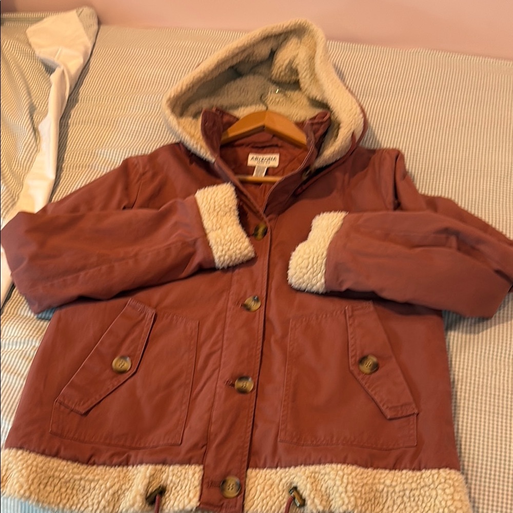Women’s Small Arizona Mauve Jacket with Cream Sherpa Lining